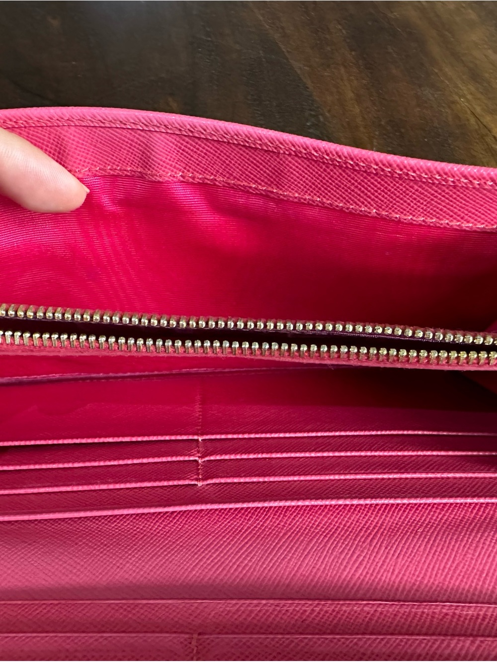 Authentic pre-loved Prada Hot Pink Saffiano Leather Continental Wallet - Picture 7 of 16